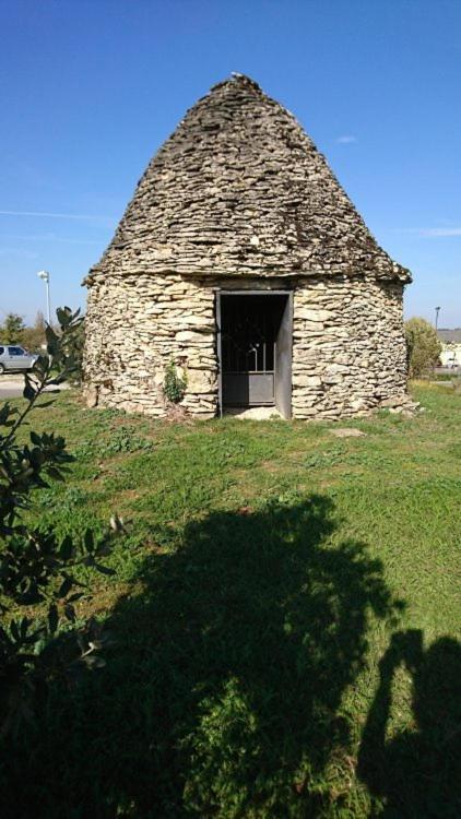 Petite Maison En Pierre Au Coeur Du Perigord Noir Salignac Eyvigues Eksteriør billede