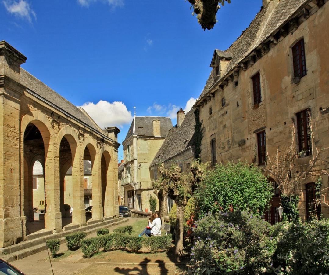 Petite Maison En Pierre Au Coeur Du Perigord Noir Salignac Eyvigues Eksteriør billede
