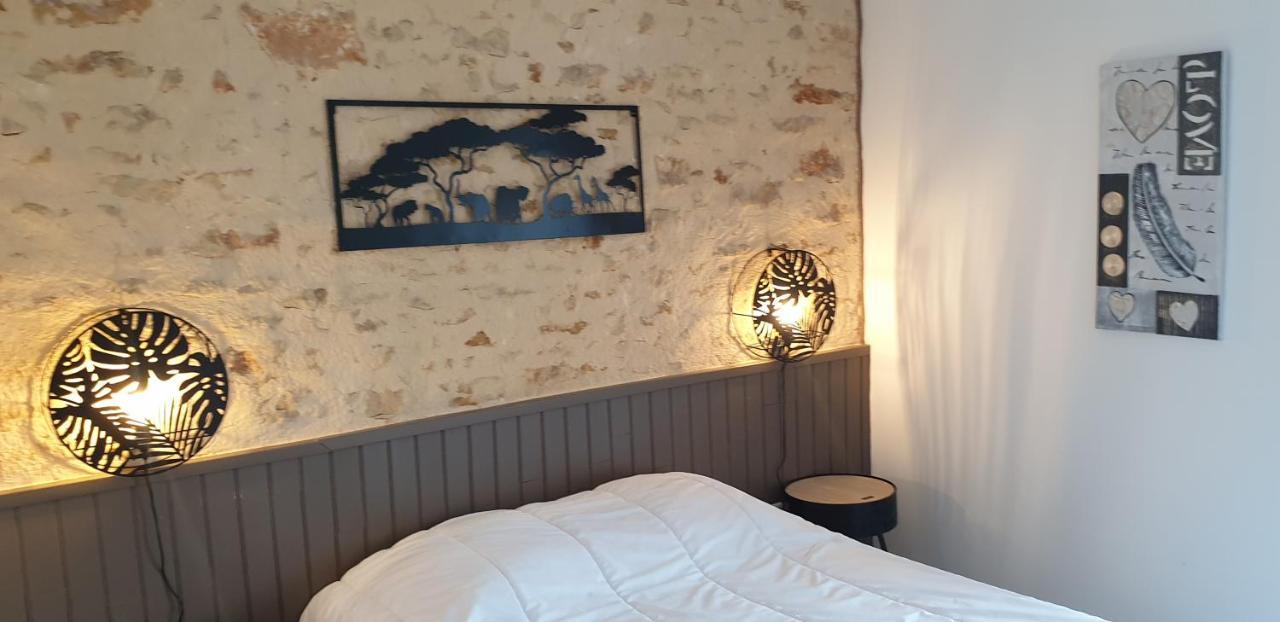 Petite Maison En Pierre Au Coeur Du Perigord Noir Salignac Eyvigues Eksteriør billede