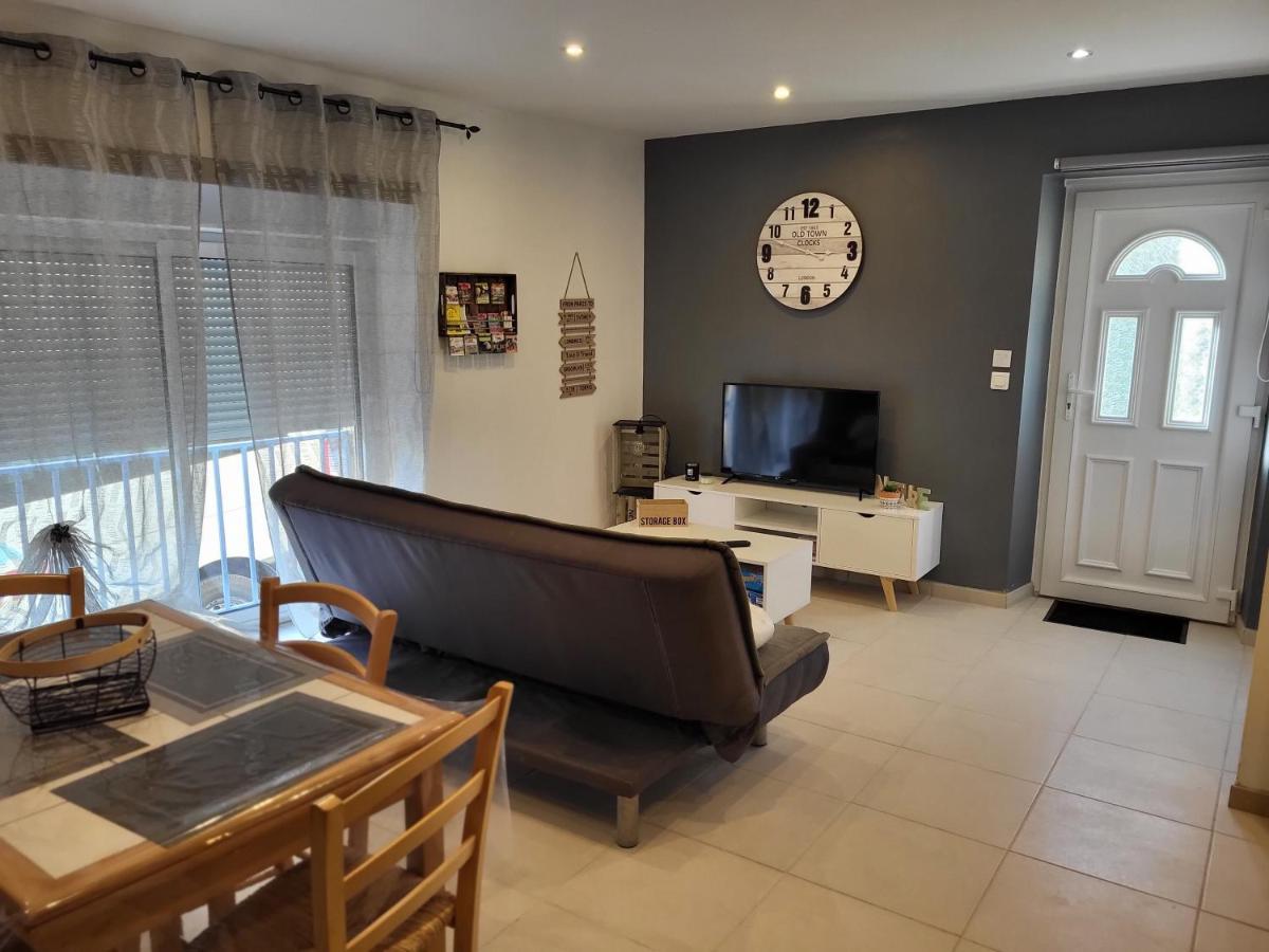 Petite Maison En Pierre Au Coeur Du Perigord Noir Salignac Eyvigues Eksteriør billede