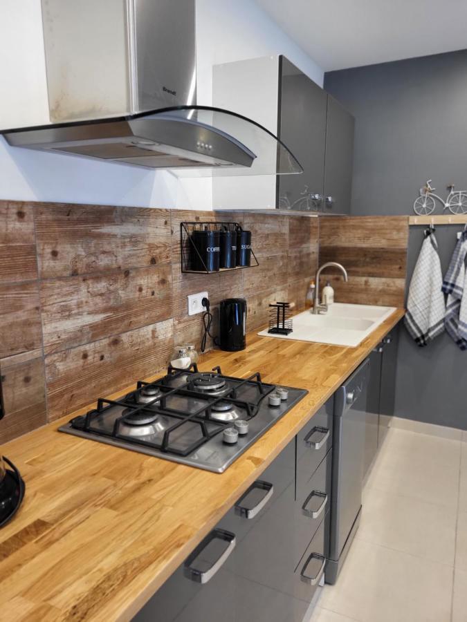 Petite Maison En Pierre Au Coeur Du Perigord Noir Salignac Eyvigues Eksteriør billede